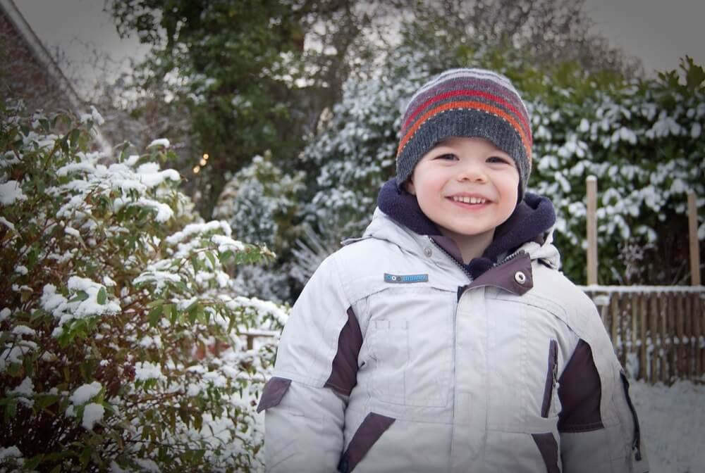 help children stay active in winter